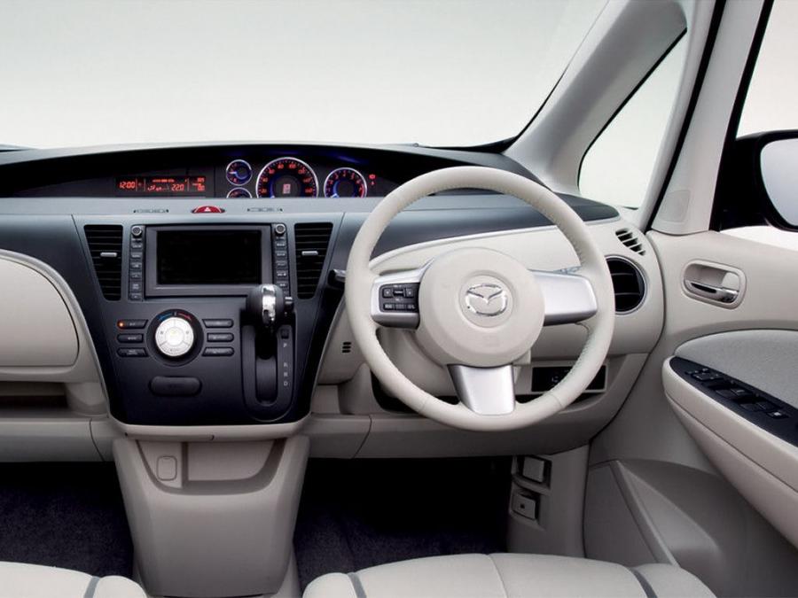  Mazda Biante Minivan 2008 года  (фото 14 из 37)